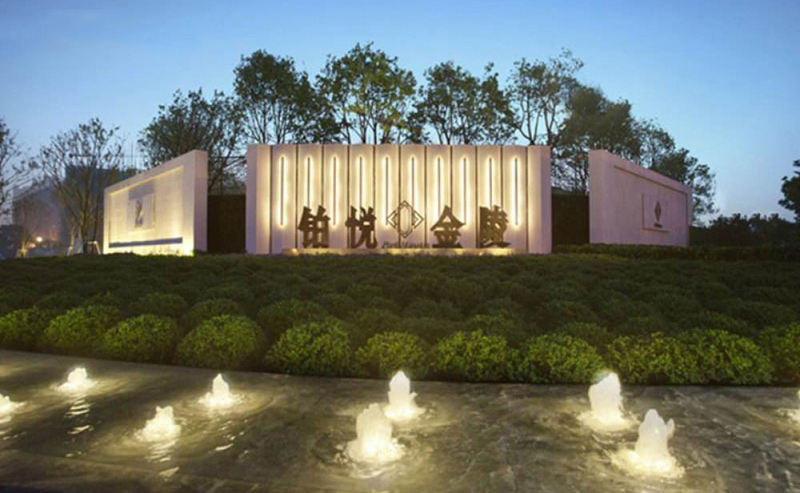 �K��������